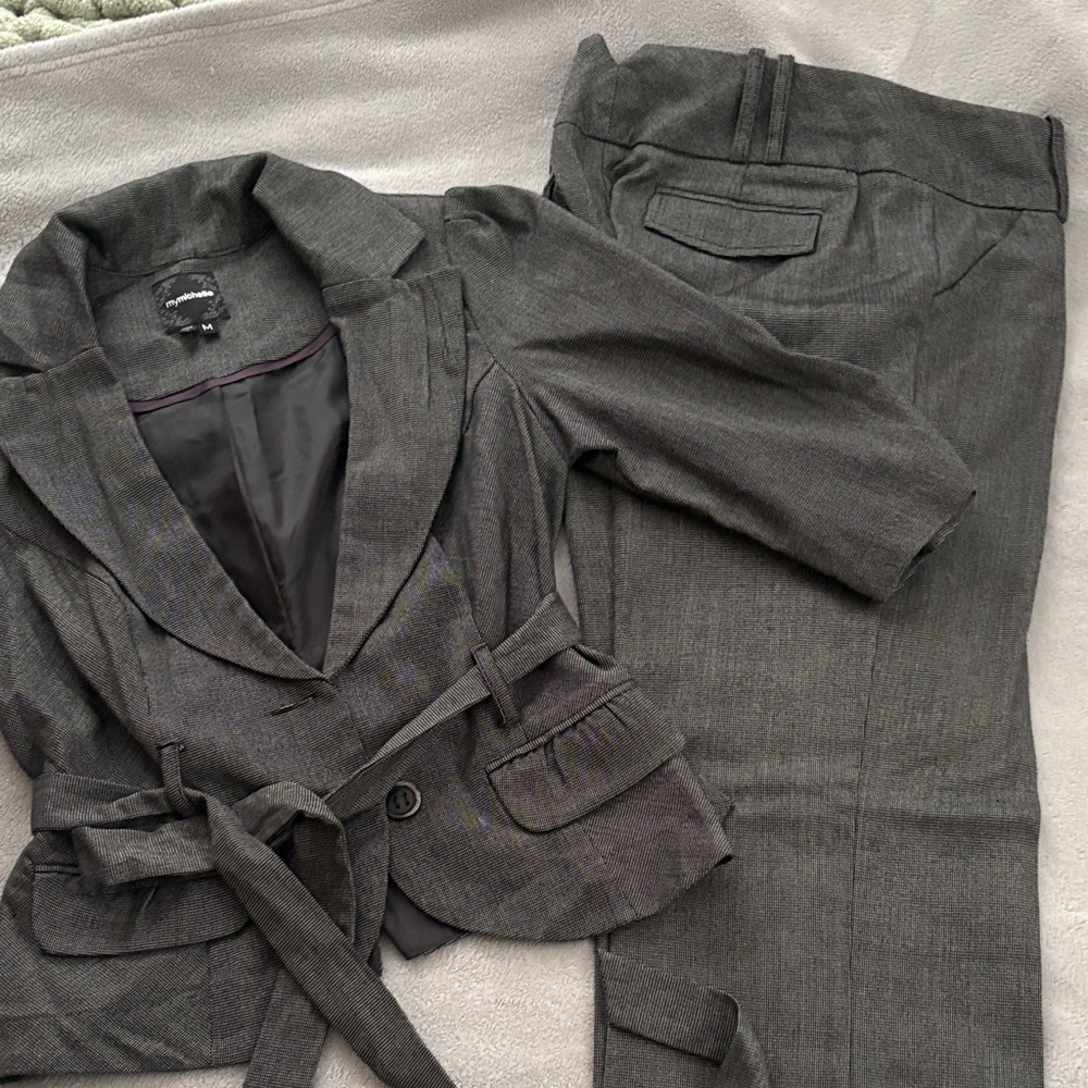 My Michelle junior’s Black and GrayBlazer pants suit